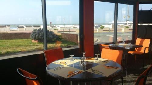 Hotel Residence du Golf Hotel in Calais