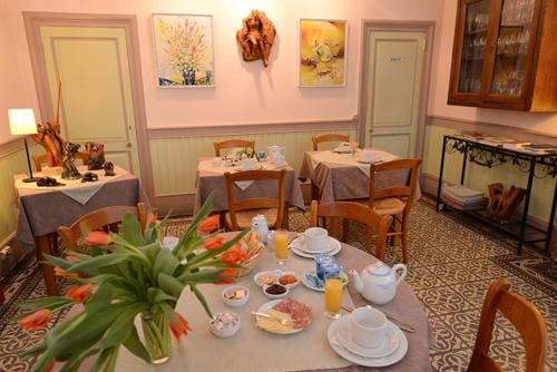 Hotel De La Ferte Hotel in Bourgogne-Franche-Comté