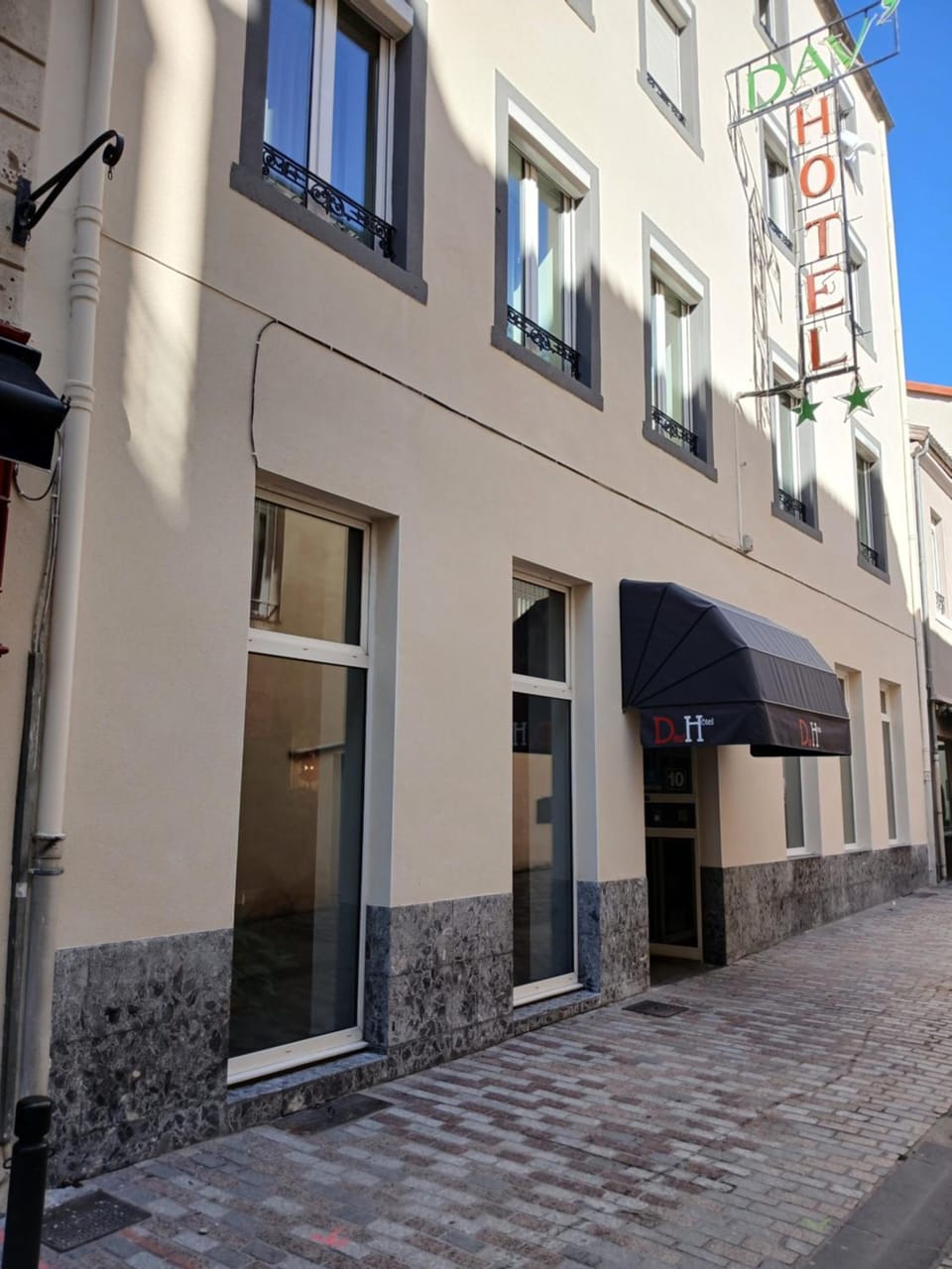 CIT'HOTEL LE DAV Clermont-Ferrand Centre Hotel in Clermont-Ferrand