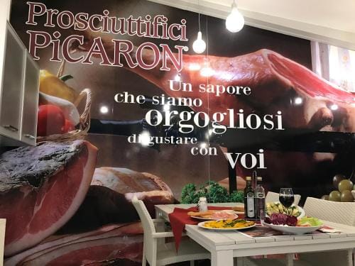 Affittacamere Prosciutti Picaron Hotel in Friuli-Venezia Giulia