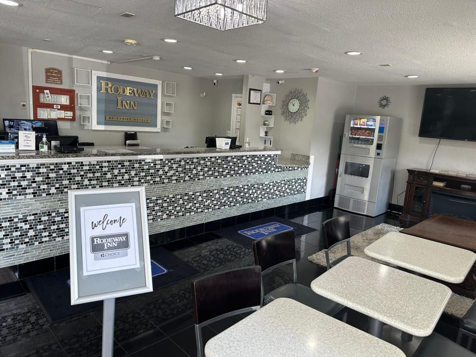 Rodeway Inn Florence - Cincinnati South Hotel in Florence