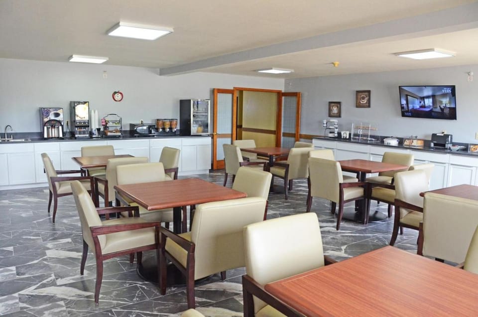 Heritage Grand Inn Canton Inn in Illinois