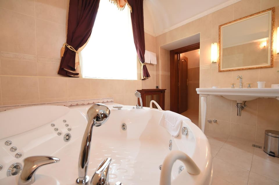 Hotel Leopold I Hotel in Novi Sad