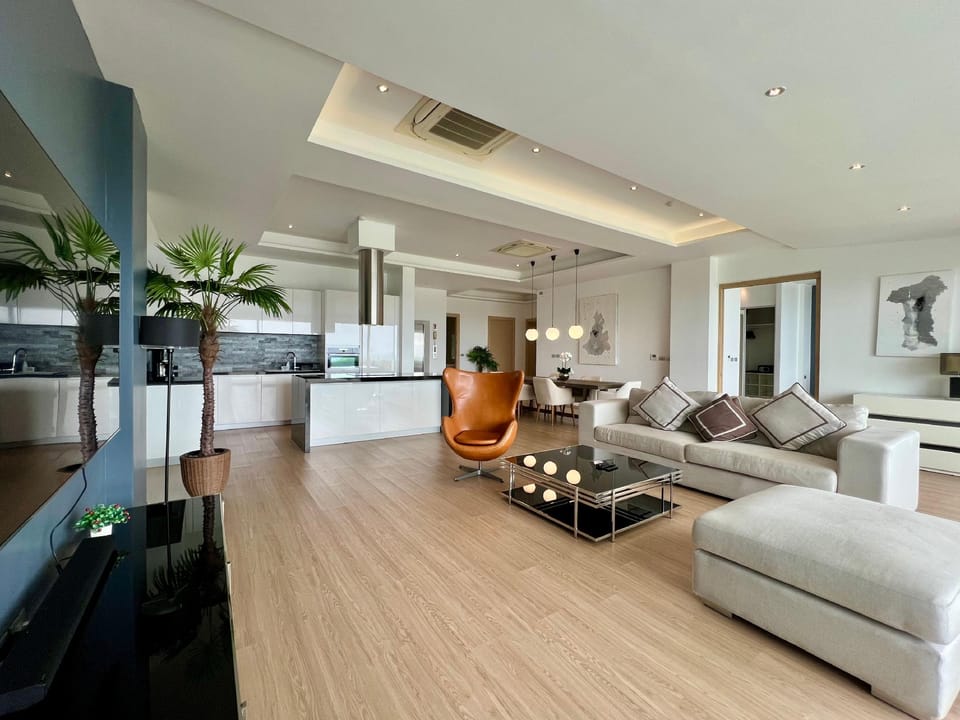Separate living room