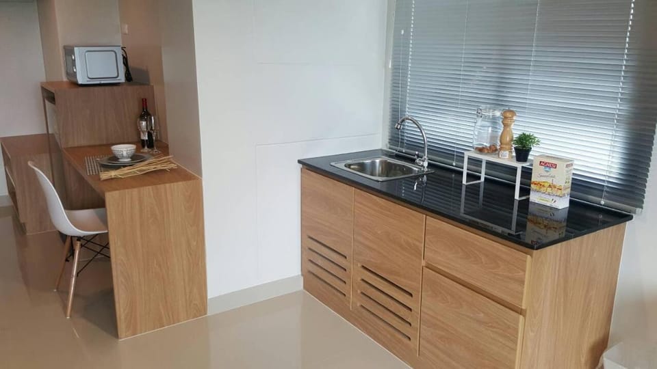 JK Living Hotel and Service Apartment Apartment hotel in Thailand
