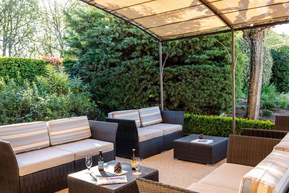 Mas De La Senancole & Spa Hotel in Gordes