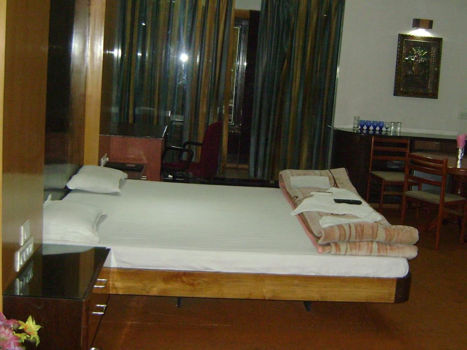 Hotel Naveen Residency Hotel in West Bengal