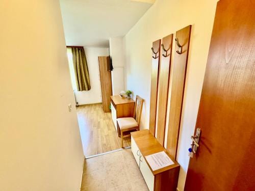 TM HOUSE - Private Rooms Hotel in Bansko