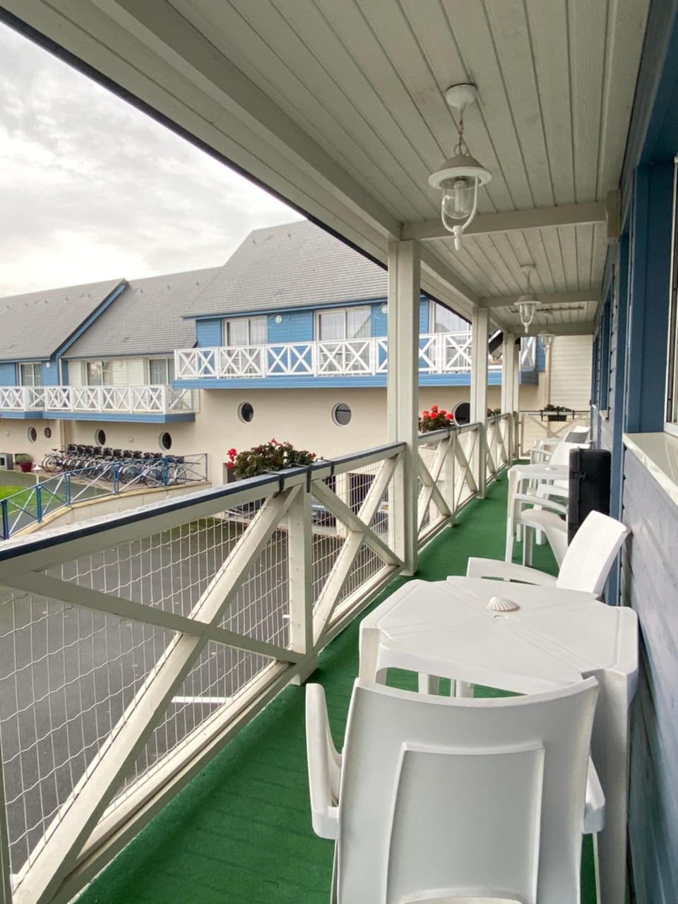 Contact hotel - Hotel Les Bleuets & SPA Hotel in Honfleur