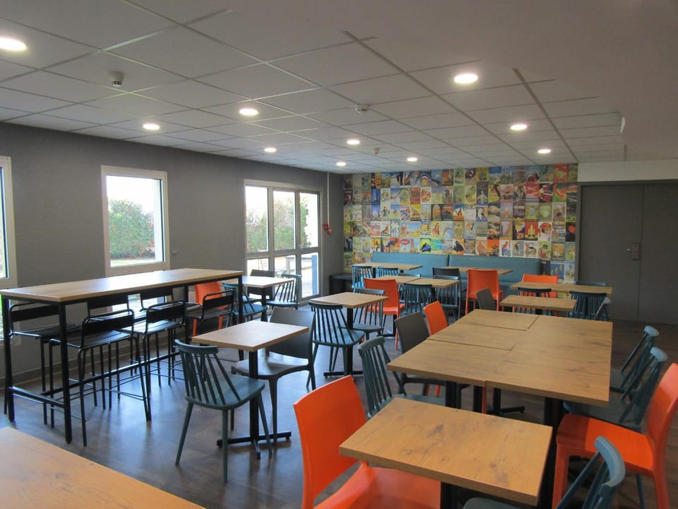 Coffee shop