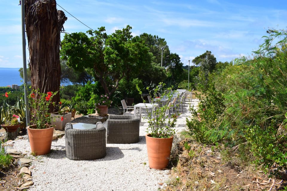 Azur Hotel Hotel in Le Lavandou
