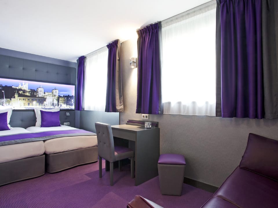 Guestroom