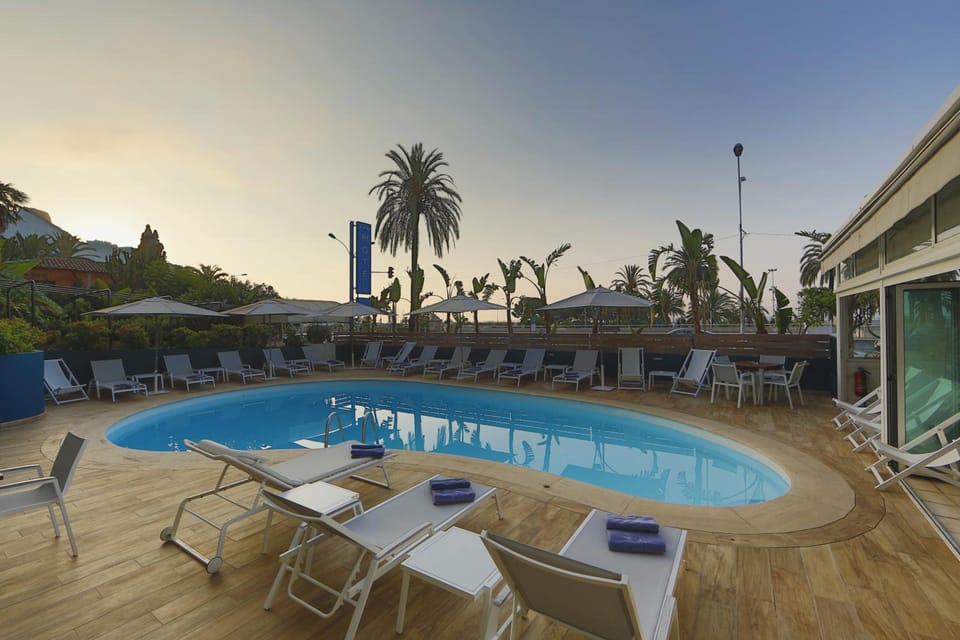 Hotel Napoleon Hotel in Menton