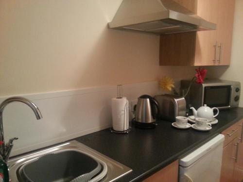 Bed And Blueberry Two Bed Suite for 2,3, or 4 people Hotel in Douglas
