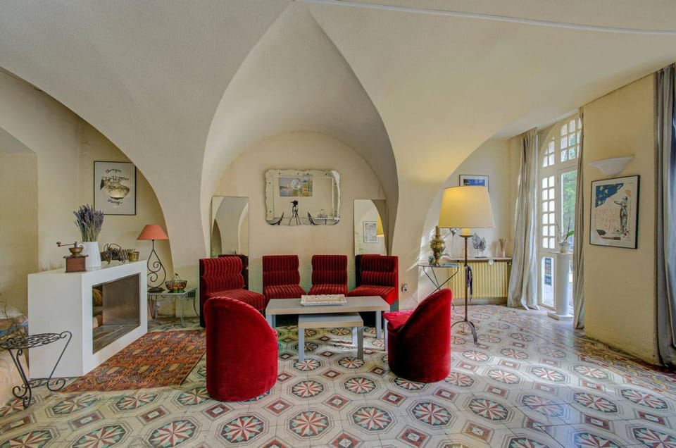 Hotel Saint Jean Hotel in Provence-Alpes-Côte d'Azur