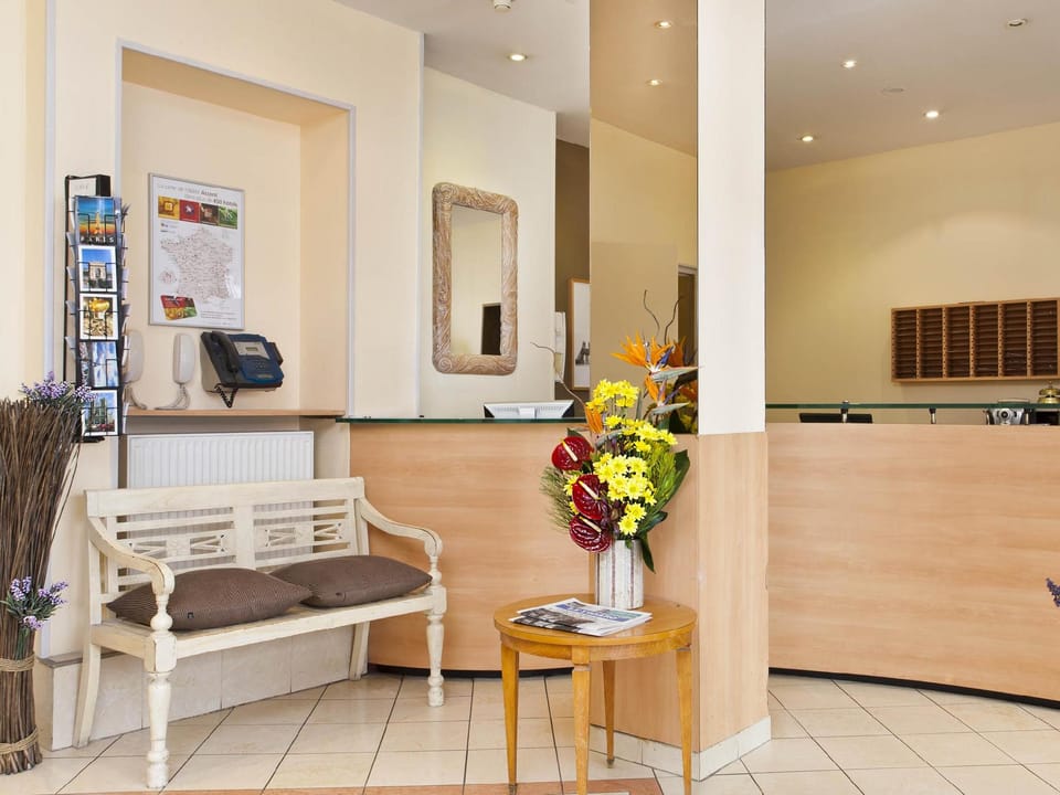 Hotel Parisiana Hotel in Paris