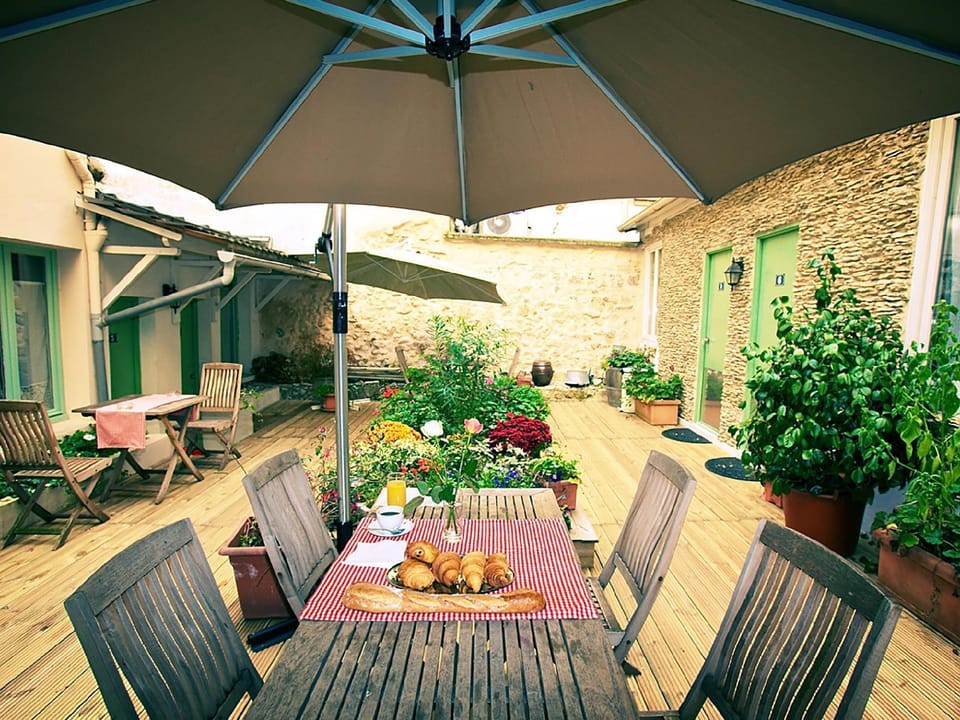 Hotel du Moulin Hotel in Paris
