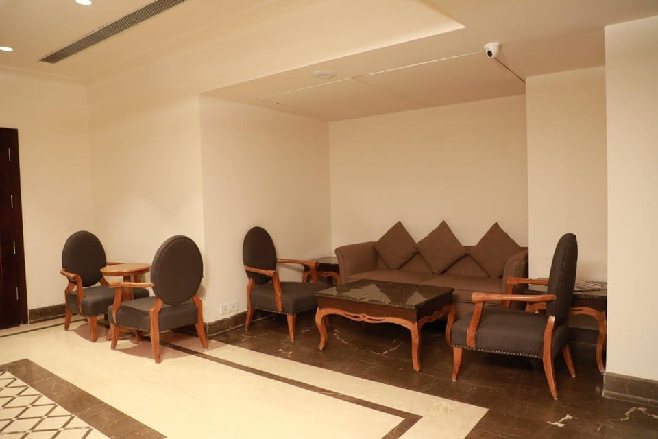 Hotel Golden Tower Hotel in Punjab, India