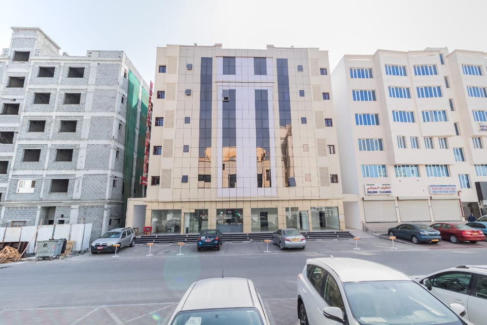 Super OYO 106 Muscat Grand Hotel Apartment Hotel in Muscat Governorate, Oman