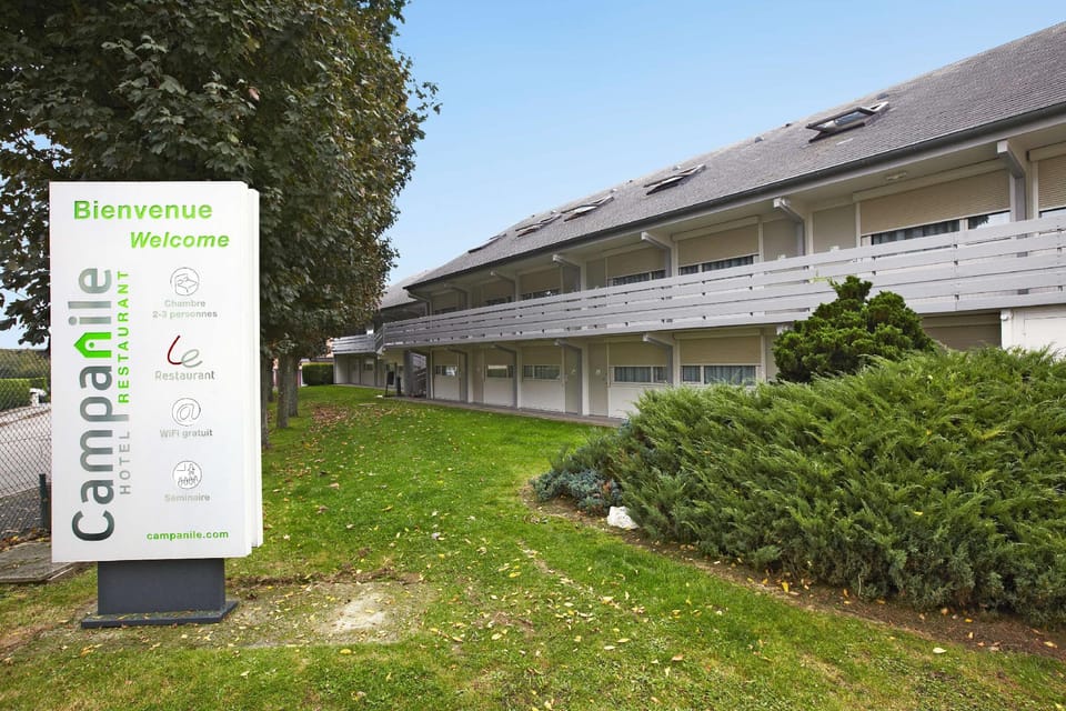 Campanile Rouen Est - Franqueville Saint Pierre Hotel in Normandy