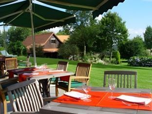 Logis - Hotel Restaurant La Sapiniere Hotel in Hauts-de-France