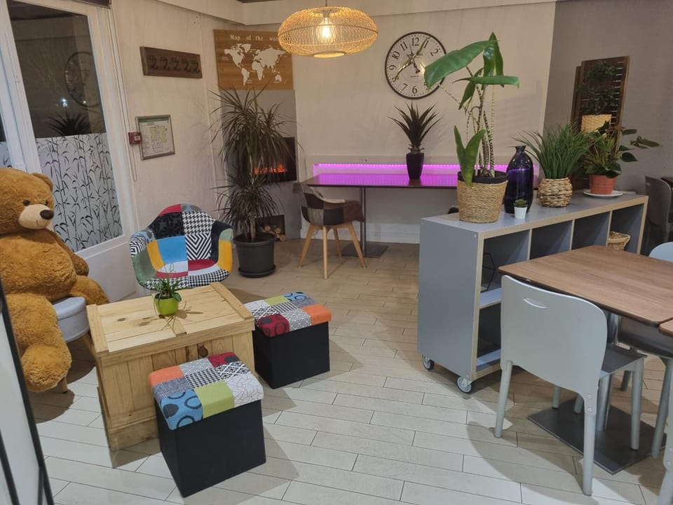 Kyriad Direct Strasbourg Ouest - Zénith Hotel in Eckbolsheim