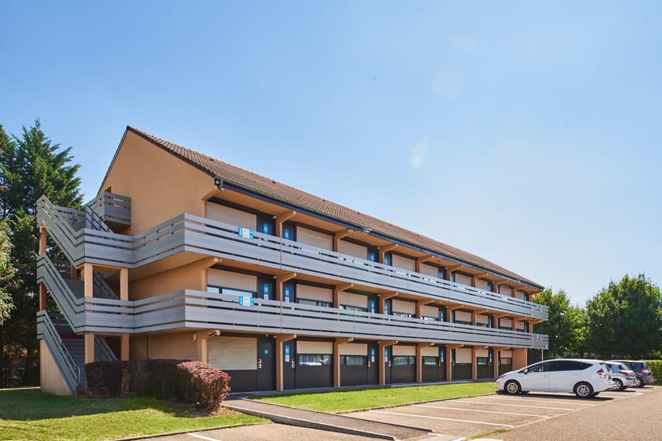 Kyriad Direct Strasbourg Ouest - Zénith Hotel in Eckbolsheim