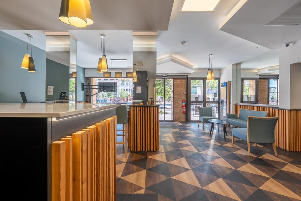 Bar/lounge