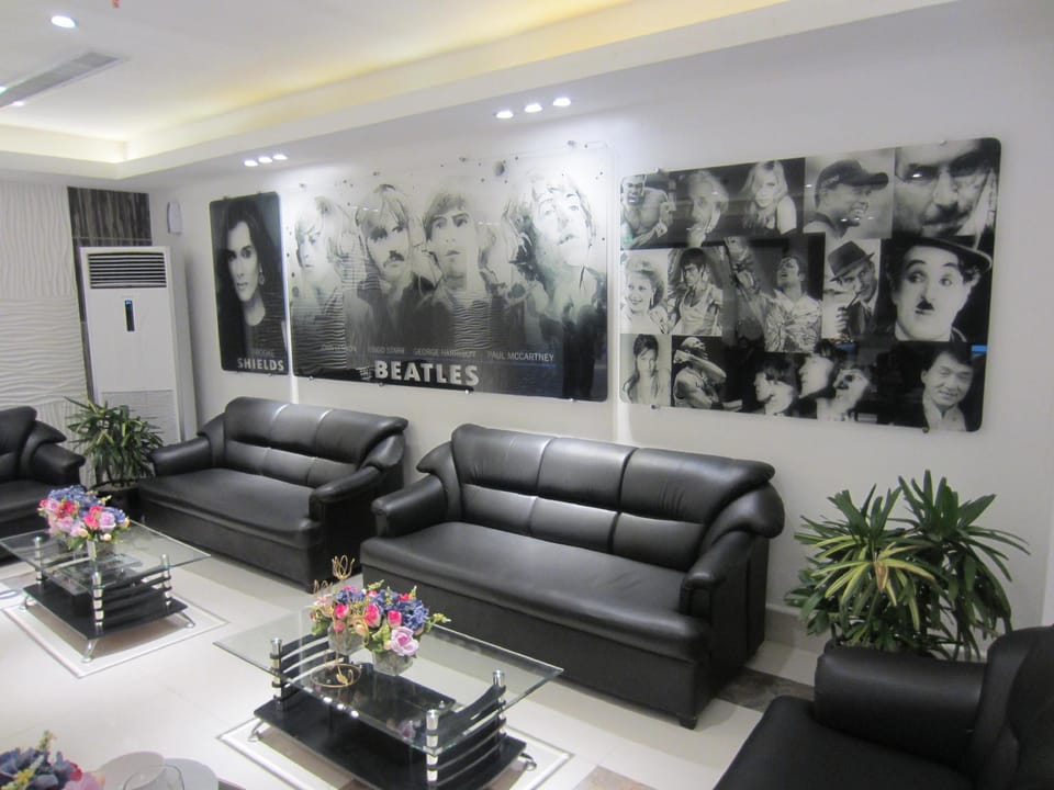 Icon Hotel Timog Hotel in Quezon City