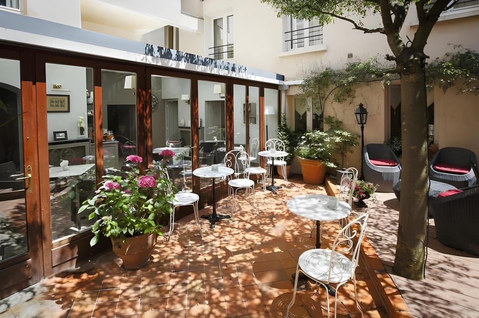 Hotel de la Residence du Berry Hotel in Versailles