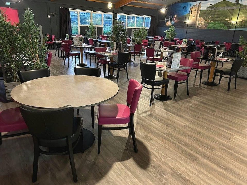 Cit'Hotel Restaurant du Bowling de Millau Hotel in Auvergne-Rhône-Alpes