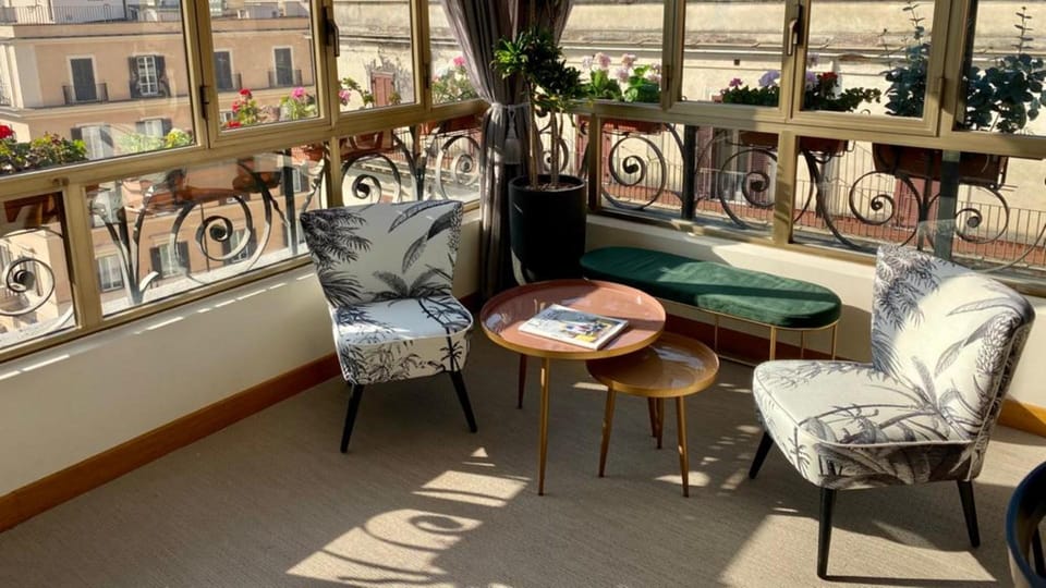 Hotel Tritone Hotel in Rome