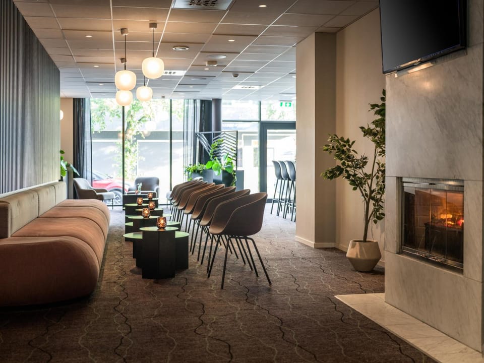 Bar/lounge