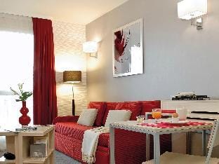 Paris Montrouge Aparthotel Hotel in Montrouge