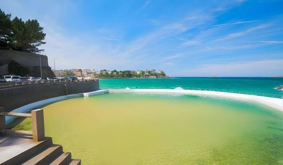 Comfort Hotel Dinard Balmoral Hotel in Dinard