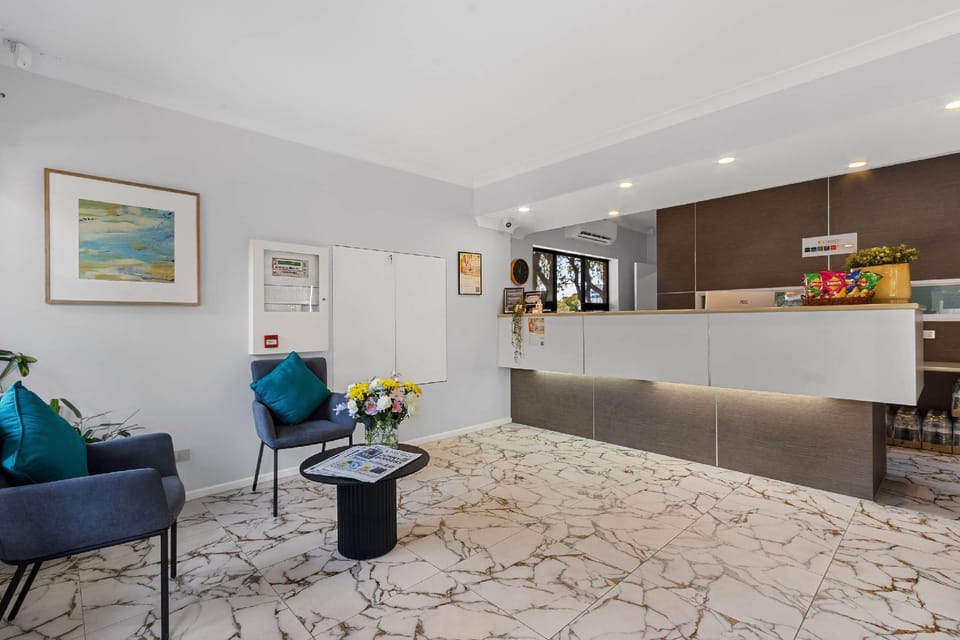 Comfort Inn & Suites Sombrero Hotel in Adelaide