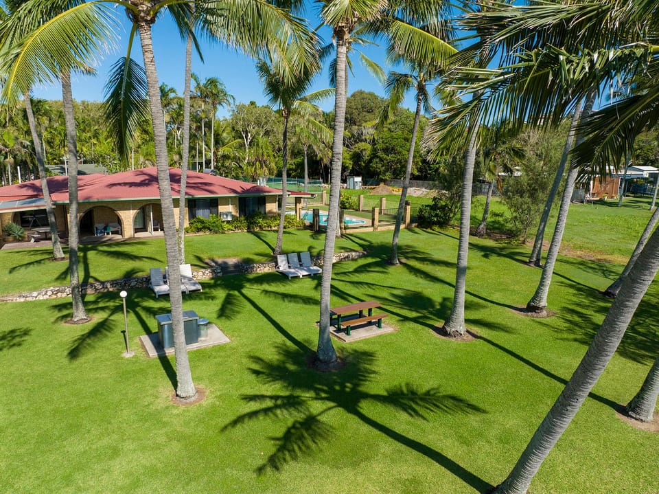 Comfort Resort Blue Pacific Hotel in Mackay