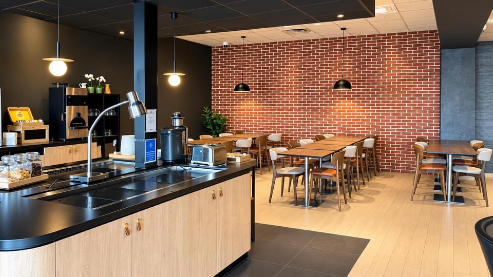 Campanile PRIME - Paris Pantin Hotel in Pantin