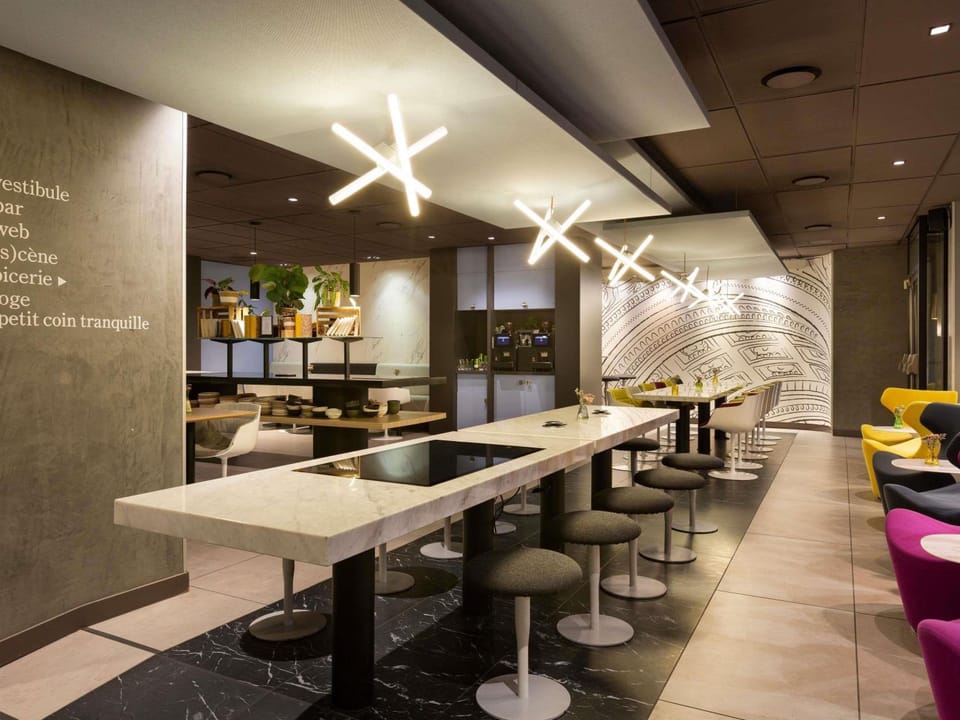 Bar/lounge