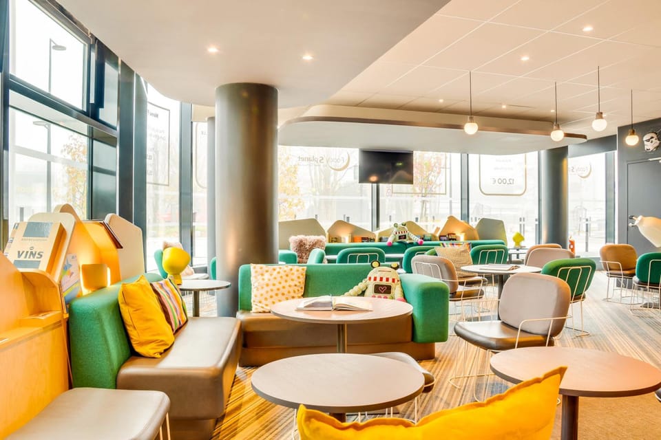 Bar/lounge