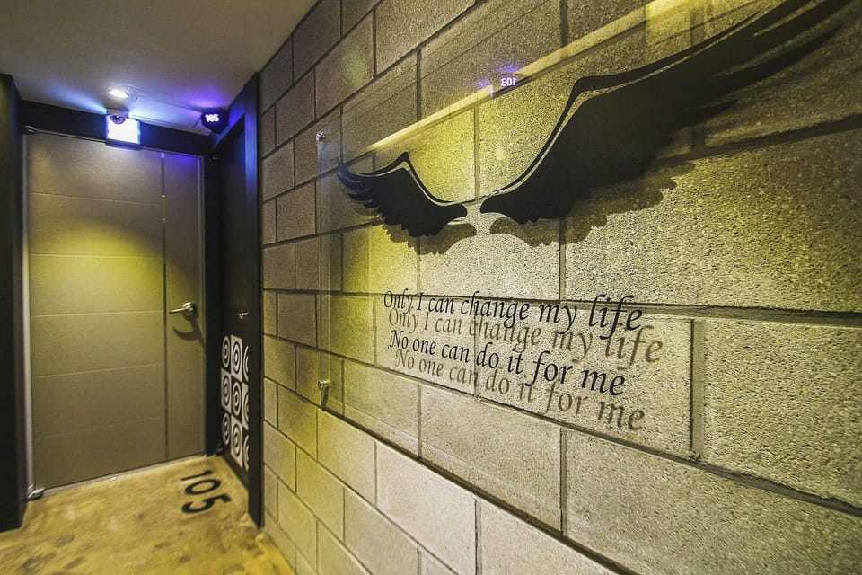 D Station Motel in Seoul