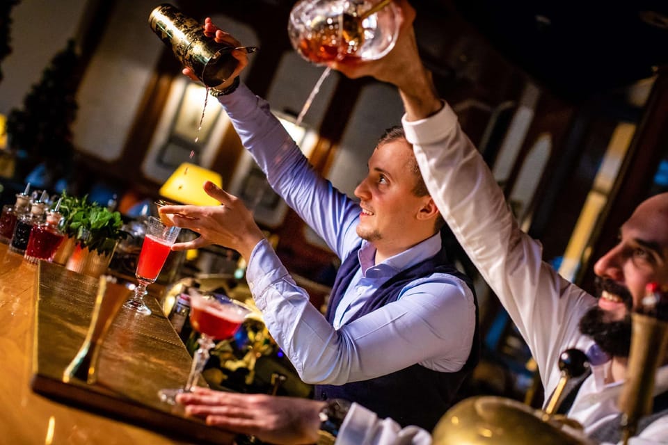 Bar