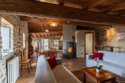 Rifugio Ca' da Cardella Hotel in Liguria