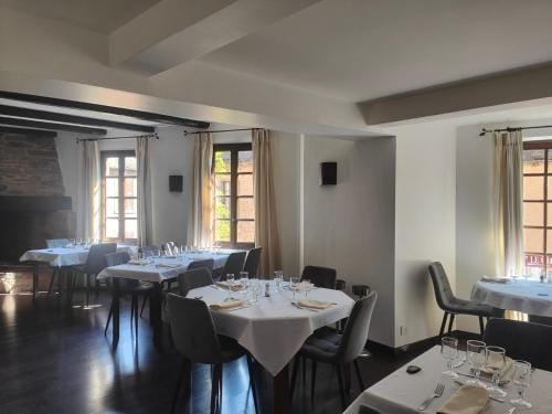Auberge Saint Jacques Hotel in Auvergne-Rhône-Alpes