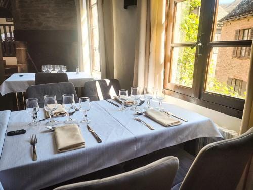 Auberge Saint Jacques Hotel in Auvergne-Rhône-Alpes
