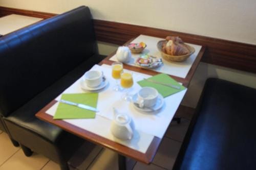 Le Pasteur Hotel in Brest