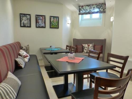 Villa Waldfrieden - Design trifft Budget Hotel in Rhineland-Palatinate