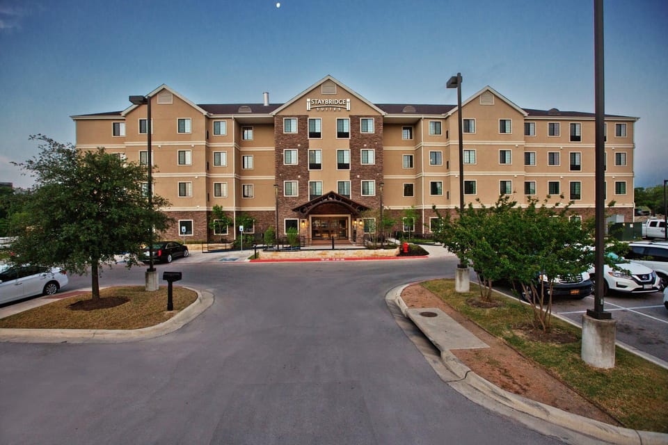 Staybridge Suites Austin South Interstate Hwy 35 By IHG Hotel in South Congress