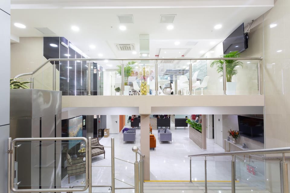 Howard Johnson by Wyndham Lima Miraflores Art House Hotel in Miraflores