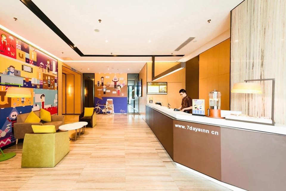 IU Hotel Tianjin Xiqing Meijiang Convention Center Dasi Branch Hotel in Tianjin
